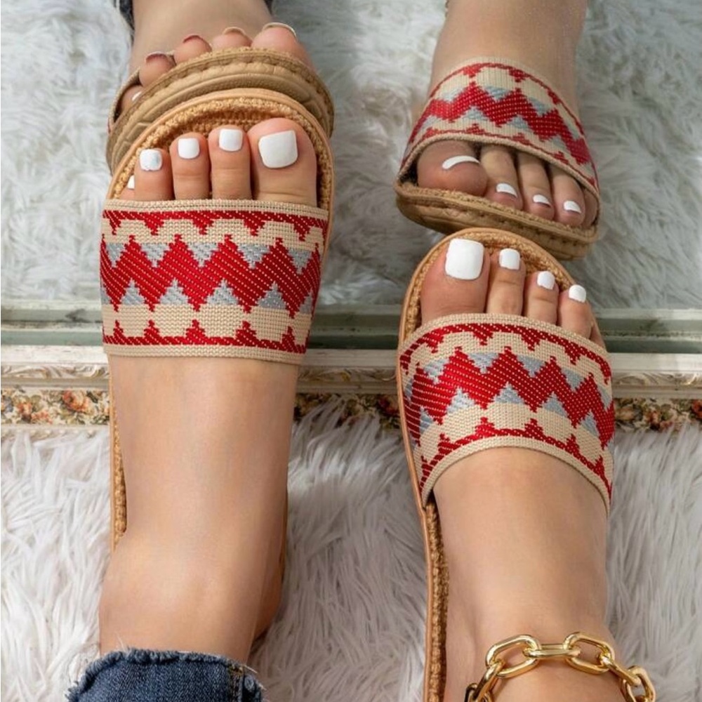 SHEIN Red & Cream Patterned Slide Sandals. Lightweight sandals with a boho touch